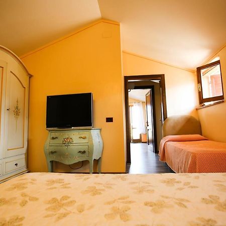 Hotel Benedetti Campello sul Clitunno Eksteriør bilde