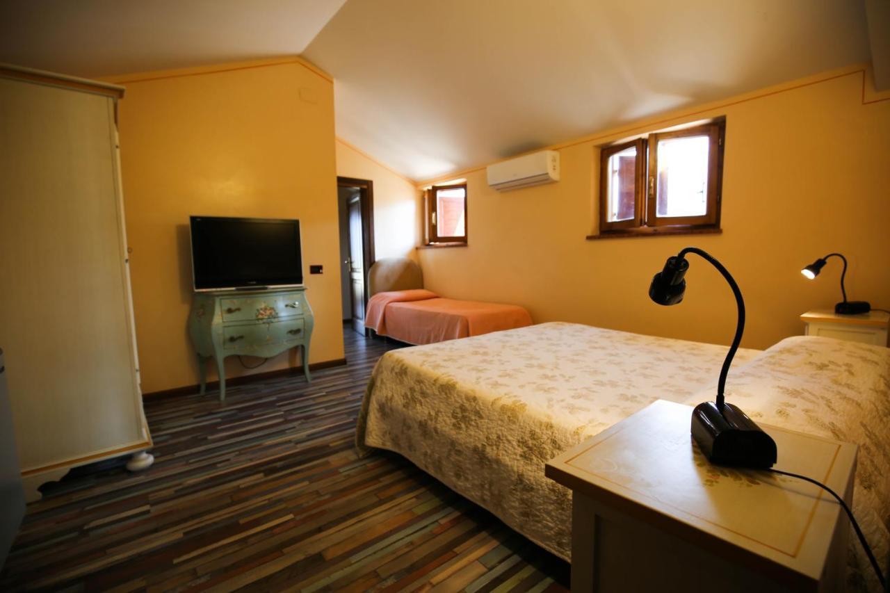 Hotel Benedetti Campello sul Clitunno Eksteriør bilde